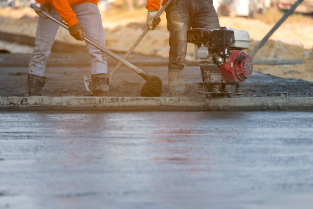 Best Concrete Sidewalk Installation in Slater, IA